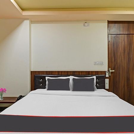 Collection O The Sunrise Hotel Udaipur Bagian luar foto