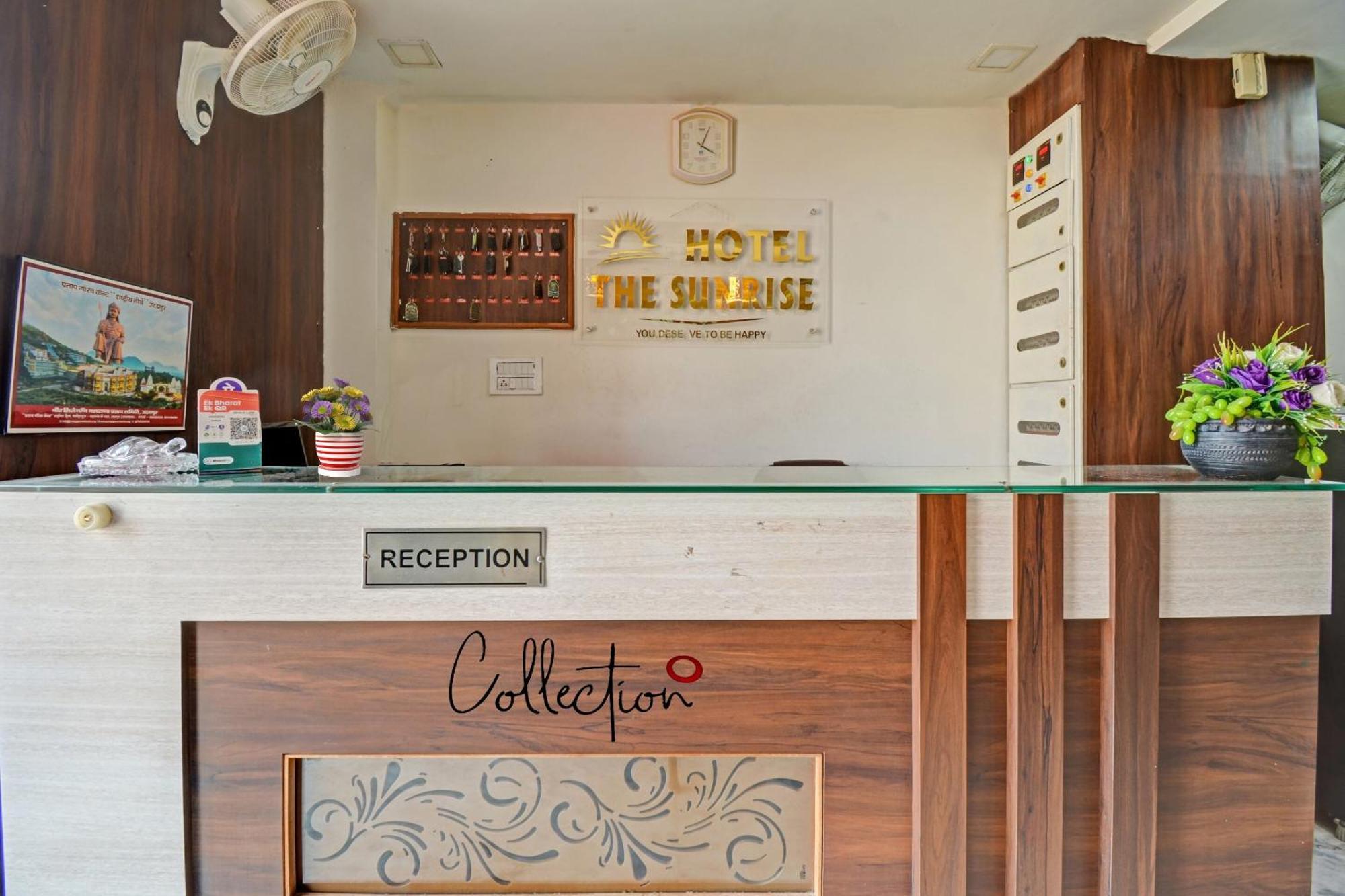 Collection O The Sunrise Hotel Udaipur Bagian luar foto